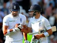 പത്താം വിക്കറ്റില്‍ ലോക റെക്കോര്‍ഡ് പാര്‍ട്ണര്‍ഷിപ്പ്