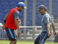 ധോണിയെ മാറ്റി കോലിയെ ക്യാപ്റ്റനാക്കണമെന്ന് ഇയാന്‍ ചാപ്പല്‍