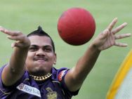 കര്‍ണാടക അടിച്ചു, കൊല്‍ക്കത്ത ജയിച്ചു