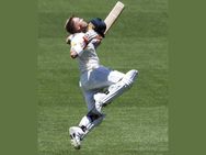 വാര്‍ണര്‍ക്ക് വീണ്ടും സെഞ്ചുറി: അഡിലെയ്ഡില്‍ ഇന്ത്യയ്ക്ക് തോല്‍വിപ്പേടി!