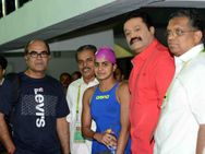 തലൈവാസല്‍ വിജയിനെന്താ നീന്തല്‍ക്കുളത്തില്‍ കാര്യം?