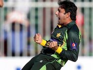 ഇന്ത്യ കരുതിയിരിക്കണം; അജ്മലിന്റെ വിലക്ക് നീക്കി!