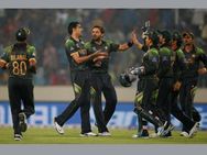 ഇന്ത്യ - പാക് മത്സരം കളത്തിന് പുറത്തും ചരിത്രമായി