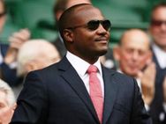 പാക് താരത്തിന്റെ പിഴ ബ്രയാന്‍ ലാറ കൊടുക്കും?