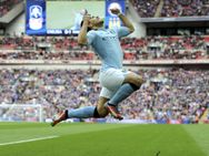 മറഡോണയുടെ മരുമകനല്ല അഗ്യൂറോ, പുതിയ മെസ്സിയാണ്!