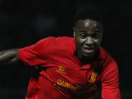 സൂപ്പര്‍താരം സ്റ്റര്‍ലിങിനെ വിടാതെ ലിവര്‍പൂള്‍