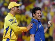 സച്ചിന്‍ ദൈവത്തെപ്പോലെയെന്ന് ധോണി... അപ്പോള്‍ ദൈവമല്ലേ!!!