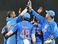 ദക്ഷിണാഫ്രിയ്ക്ക ആഞ്ഞടിയ്ക്കുന്നു... ധോണിയ്ക്ക് പണി മതിയാക്കേണ്ടിവരുമോ?