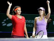 വീണ്ടും സാനിയ, വീണ്ടും ഹിംഗിസ്; 'ഒമ്പതാം' സ്വര്‍ഗത്തില്‍ സ്വപ്‌നജോഡി!