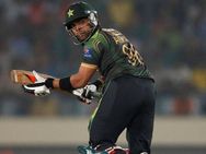 ഡാന്‍സ് പാര്‍ട്ടിക്ക് പോയ ഉമര്‍ അക്മല്‍ പാക് ടീമില്‍ നിന്നും പുറത്ത്