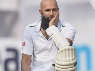 ഒടുവില്‍ അംല പറഞ്ഞു... തുണിയുടുത്ത് വരാന്‍ താന്‍ പറഞ്ഞിട്ടില്ല