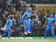 വെസ്റ്റ് ഇന്‍ഡീസിനെ അട്ടിമറിച്ച് അഫ്ഗാനിസ്ഥാന്‍ മടങ്ങി, രാജാക്കന്മാരെ പോലെ...!!!