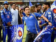 കൊല്‍ക്കത്തയല്ല, ഐപിഎല്‍ ആദ്യമത്സരം മുംബൈയും ധോണിയുടെ പുനെയും തമ്മില്‍!