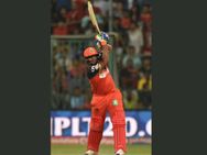 സര്‍ഫ്രാസ് തന്നെ അടുത്ത ഹീറോ... ഗെയ്‌ലും കോലിയും വാട്‌സനും നമിച്ചുപോയി!