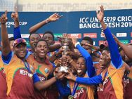 വെസ്റ്റ് ഇന്‍ഡീസ് 2016ൽ അടിച്ചെടുത്തത് മൂന്ന് ലോകകപ്പ്.. ആഘോഷങ്ങള്‍ കാണൂ...