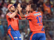 ഓള്‍റൗണ്ട് കളി: കൊല്‍ക്കത്തയെ 5 വിക്കറ്റിന് തോല്‍പിച്ച് ഗുജറാത്ത് ഒന്നാം സ്ഥാനം തിരിച്ചുപിടിച്ചു!