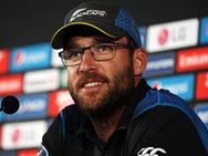 'ബുദ്ധിമാനായ സ്പിന്നര്‍' ഡാനിയല്‍ വെട്ടോറിയെ ഇന്ത്യന്‍ ടീമിന്റെ കോച്ചാക്കണമെന്ന് വിരാട് കോലി!