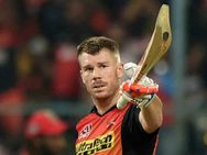 വാര്‍ണര്‍ നയിക്കും, ധോണിയും നെഹ്‌റയും ഇന്‍: ഇതാ ഐപിഎല്‍ 9ന്റെ ഡ്രീം ടീം!