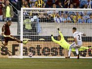 കോപ്പ അമേരിക്ക... മെക്‌സിക്കോയും വെനസ്വലെയും ക്വാര്‍ട്ടറില്‍