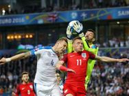 യൂറോ കപ്പ്; റഷ്യ പുറത്ത്, ഇംഗ്ലണ്ട് അകത്ത്