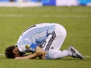 മെസ്സി വിരമിച്ചത് വിശ്വസിക്കാതെ ആരാധകര്‍.. കണ്ണീരോടെ അവര്‍ പറയുന്നു, തിരിച്ചു വാ...!