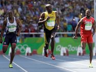 ബോള്‍ട്ട് ബോള്‍ട്ട് ബോള്‍ട്ട്.. 100 മീറ്ററില്‍ ഉസൈന്‍ ബോള്‍ട്ടിന് എതിരില്ല... ഹാട്രിക്കോടെ സ്വര്‍ണം!