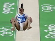 റിയോ ഒളിംപിക്‌സ്: എല്ലാ കണ്ണുകളും ദിപാ കര്‍മാകറില്‍, ചരിത്രത്തിന് കാതോര്‍ത്ത് ഇന്ത്യ