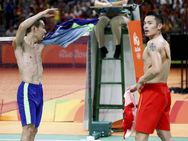 ഒളിംപിക്‌സ് ബാഡ്മിന്റണ്‍; ചൈനീസ് സൂപ്പര്‍ താരത്തെ തകര്‍ത്ത് ലീ ചോങ് ഫൈനലില്‍