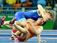 ഗുസ്തിയെങ്കില്‍ ഗുസ്തി... 125 കോടിയുടെ മാനം കാത്ത 23കാരി... ആരാണീ സാക്ഷി മാലിക്ക്, കാണൂ...