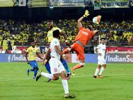 പ്രതിരോധം ശക്തിപ്പെടുത്തി കേരളം ഡല്‍ഹിയെ പിടിച്ചുകെട്ടും, ഒരു ഗോള്‍ ജയം നിലനിര്‍ത്തി ഫൈനല്‍ ഉറപ്പിക്കും ! നാളെ ഇതാകുമോ സംഭവിക്കുക!!