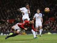 മാഞ്ചസ്റ്റര്‍ താരം ഹെന്റിക് നേടിയ ഗോള്‍ കണ്ടിട്ടില്ലെങ്കില്‍ നഷ്ടമാകും! പുറംകാല്‍ കൊണ്ട് നേടിയ ഗോള്‍ വേഗം കാണൂ...!!