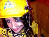 ധോണിയെ അധിക്ഷേപിച്ച പുനെ ടീമിന്റെ ഗോയങ്കയെ ഒരു പാഠം പഠിപ്പിച്ച് സാക്ഷി ധോണി, കളി കാര്യമായോ?