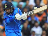 ജഴ്സി മാറി യുവരാജേ.. ബാറ്റിംഗ് ഓർഡറിൽ താഴേക്ക്, ഒപ്പം മോശം ഫോമും... യുവി ഇന്ത്യൻ ടീമിന് പുറത്തേക്ക്?