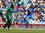 ഭാഗ്യം ഫഖർ സമാനെ തുണച്ചു, പാകിസ്താനെയും.. ഇന്ത്യയ്ക്ക് നഷ്ടങ്ങളും നാണക്കേടും മാത്രം.. ലജ്ജാവഹം!!!