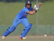 വിരാട് കോലിയെപ്പോലെ അഗ്രസീവ്.. ഒരു ദിവസം 2000 പന്തുകൾ അടിച്ച് പറത്തും.. ഇത് ഹർമൻപ്രീത് കൗർ സ്റ്റൈൽ!!