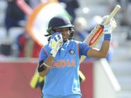 ഇന്ത്യൻ വനിതാ ക്രിക്കറ്റിലെ റോക്ക്സ്റ്റാർ..ആരാണീ ഹർമൻപ്രീത് കൗർ.. അടിച്ചുകൂട്ടിയ റെക്കോർഡുകളും കാണാം