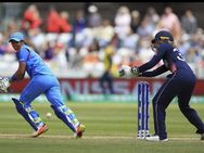 ഞാൻ കണ്ട ഏറ്റവും മികച്ച ഇന്നിംഗ്സ്: സേവാഗ്.. 'ലേഡി യുവരാജ്' കൗറിനെക്കുറിച്ച് താരങ്ങൾക്ക് 100 നാവ്!!