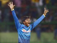 ധോണിയും ഭുവനേശ്വര്‍ കുമാറും തിളങ്ങി, രണ്ടാം ഏകദിനത്തിലും ഇന്ത്യ