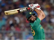 അഫ്രീദി ഡാ.. ബൂം ബൂം ഡാ.. ഷാഹിദ് അഫ്രീദിക്ക് 42 പന്തിൽ സെഞ്ചുറി.. അടിയെന്ന് പറഞ്ഞാൽ മാരക അടി!!