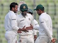 ഷക്കീബ് വെല്ലുവിളിച്ചത് വെറുതെയല്ല.. ഓസ്ട്രേലിയയെ ബംഗ്ലാദേശ് വെറും 217ന് ചുരുട്ടിക്കെട്ടി!!