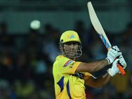 തല ധോണിക്ക് കയ്യടിച്ച് ചെന്നൈ കാണികള്‍.. കാര്യമുണ്ടോ.. ധോണി ചെന്നൈ സൂപ്പര്‍ കിംഗ്‌സിന് കളിക്കുമോ?