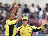 മൂന്നാം ഏകദിനത്തിലെങ്കിലും ഇന്ത്യയെ തോല്‍പ്പിക്കണോ.. ഓസ്‌ട്രേലിയ ഈ 5 കാര്യങ്ങള്‍ ചെയ്യണം!!