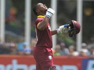 എവിന്‍ ലെവിസ് 176 റണ്‍സടിച്ചിട്ടും കളി തോറ്റു.. വിന്‍ഡീസ് ദുരന്തം.. ഇംഗ്ലണ്ടിന് പരമ്പര!!