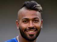 സിക്‌സറടിക്കല്‍ കുട്ടിക്കാലം മുതലേയുള്ള ഹോബി... ഇന്ത്യയുടെ സിക്‌സ് മെഷീന്‍ ഹര്‍ദീക് പാണ്ഡ്യ!!