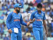 ലോകറാങ്കിംഗിൽ മൂന്നാമത്.. ഫാസ്റ്റസ്റ്റ് 50 വിക്കറ്റിൽ രണ്ടാമത്.. ജസ്പ്രീത് ഭുമ്ര എറിഞ്ഞുതകർക്കുന്നു!