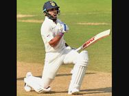 97ൽ നിൽക്കേ ഡിക്ലയർ ചെയ്യട്ടേ എന്ന് വിരാട് കോലി ശാസ്ത്രിയോട് ചോദിച്ചു.. ഈ കോലിയെയാണോ ശത്രുക്കൾ...!!