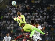 ഐഎസ്എല്ലില്‍ വീണ്ടും 'ഡ്രൈഡേ'... ആദ്യം ബ്ലാസ്റ്റേഴ്‌സ്, ഇത്തവണ കോപ്പലാശാന്‍, കഷ്ടിച്ചു രക്ഷപ്പെട്ടു