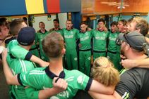 അണ്ടര്‍ 19: ഹാട്രിക് ജയം, ഇംഗ്ലണ്ട് ഗ്രൂപ്പ് ജേതാക്കള്‍.. ത്രില്ലറില്‍ അഫ്ഗാനെ മറികടന്ന് ഐറിഷ് പട