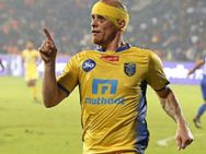 ഹ്യൂമേട്ടനല്ല, ഇത് 'ഗോളേട്ടന്‍'... മുംബൈയും കടന്ന് മഞ്ഞപ്പട, ബെംഗളൂരു വീണു