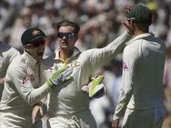 ആഷസ്: ഇംഗ്ലീഷ് ദുരന്തം പൂര്‍ണം... നാണംകെട്ടു, ഇന്നിങ്‌സിനും 123 റണ്‍സിനും